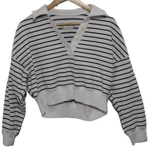Womens Abercrombie & Fitch White Black Striped Long Sleeve V-Neck Sweater Size S
